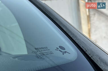 Хэтчбек Renault Modus 2004 в 