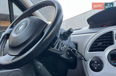 Хэтчбек Renault Modus 2004 в 