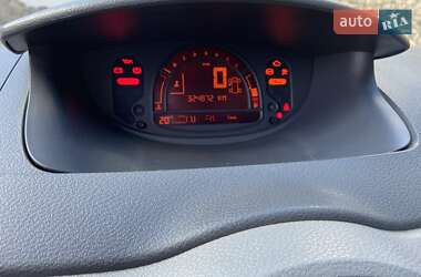 Хэтчбек Renault Modus 2011 в 