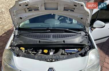 Хэтчбек Renault Modus 2011 в 