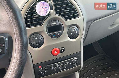Хэтчбек Renault Modus 2009 в 