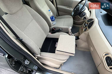 Хэтчбек Renault Modus 2005 в 