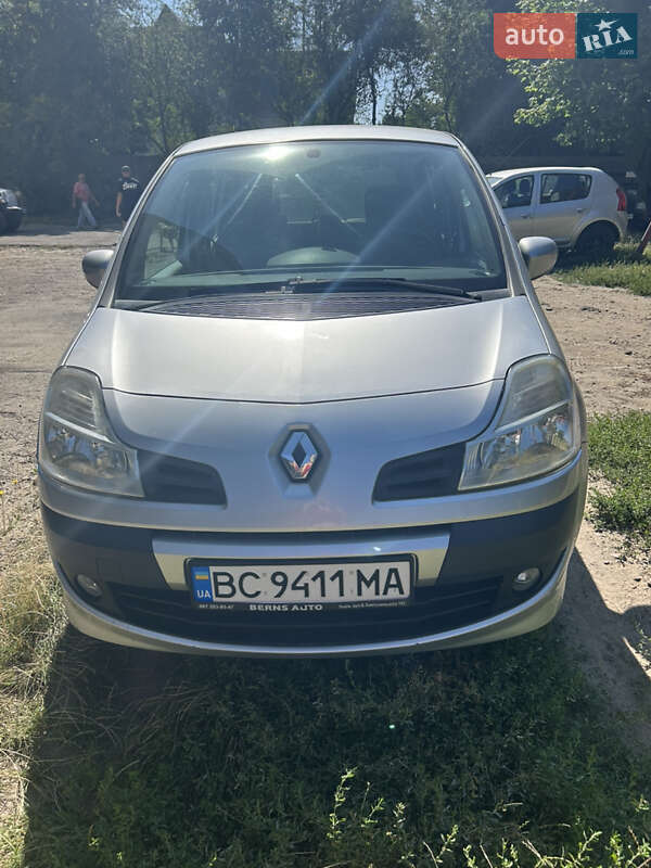 Хэтчбек Renault Modus 2008 в 