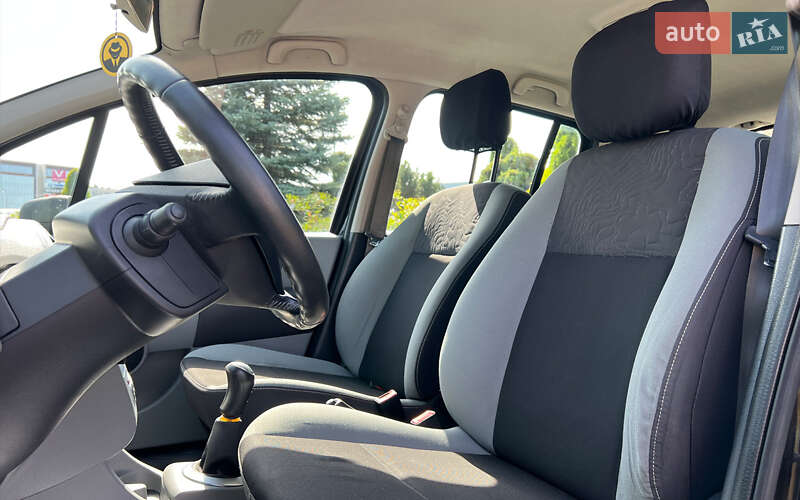 Хэтчбек Renault Modus 2012 в Львове фото 9 Хэтчбек Renault Modus 2012 в Львове