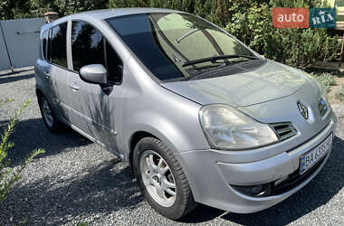 Хэтчбек Renault Modus 2011 в 