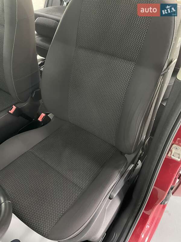 Хэтчбек Renault Modus 2011 в Дублянах фото 15 Хэтчбек Renault Modus 2011 в Дублянах