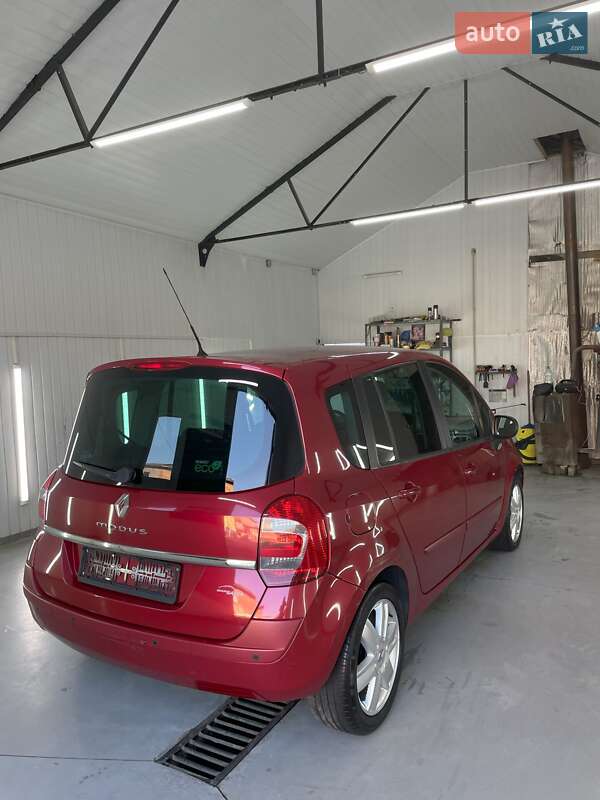 Хэтчбек Renault Modus 2011 в Дублянах фото 22 Хэтчбек Renault Modus 2011 в Дублянах