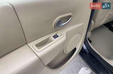 Хэтчбек Renault Modus 2005 в 
