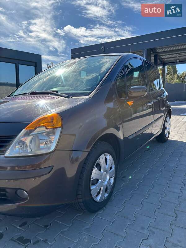 Хэтчбек Renault Modus 2006 в Ставище
