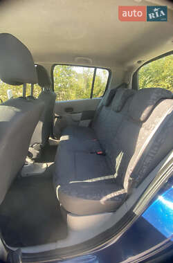 Хэтчбек Renault Modus 2005 в 