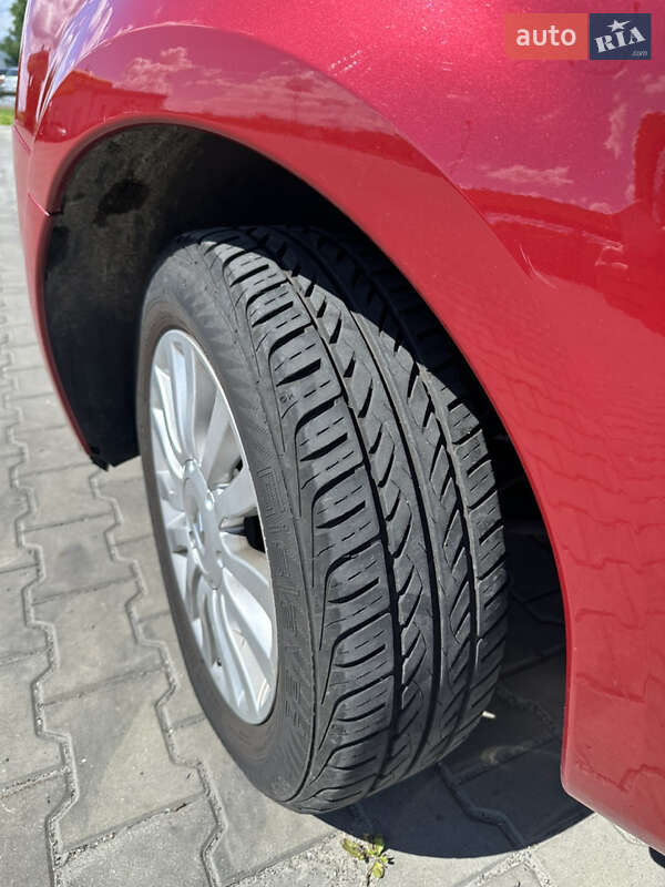 Хэтчбек Renault Modus 2010 в Луцке фото 18 Хэтчбек Renault Modus 2010 в Луцке