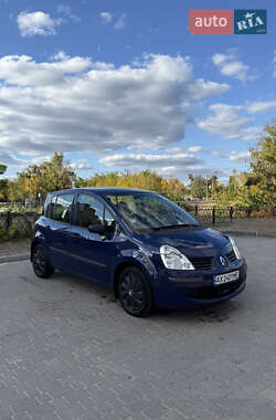 Хетчбек Renault Modus 2006 в  фото 4 Хетчбек Renault Modus 2006 в