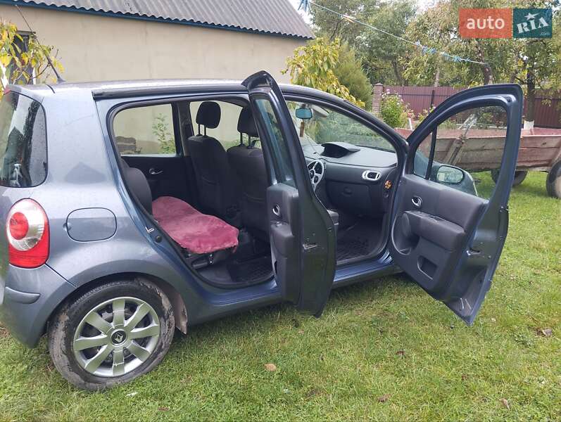 Хэтчбек Renault Modus 2007 в Киверцах