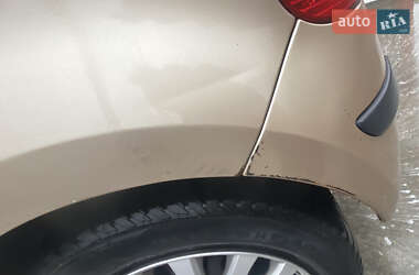 Хэтчбек Renault Modus 2005 в 