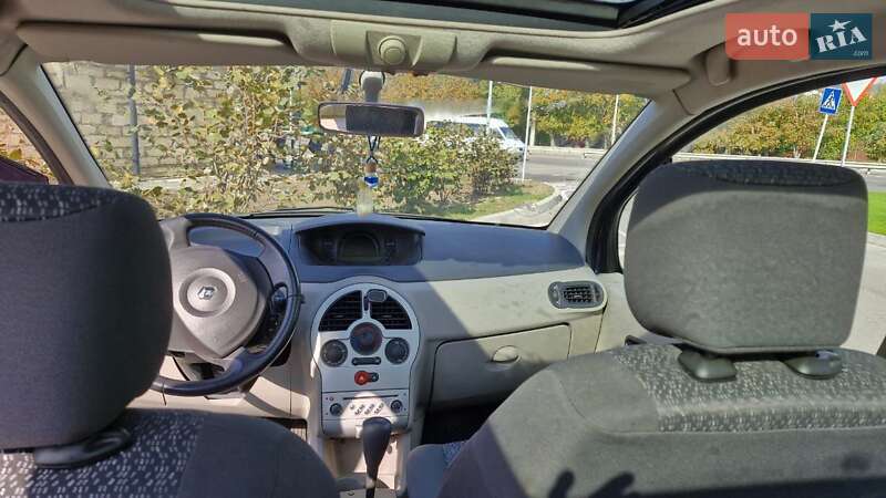 Хэтчбек Renault Modus 2005 в Виннице