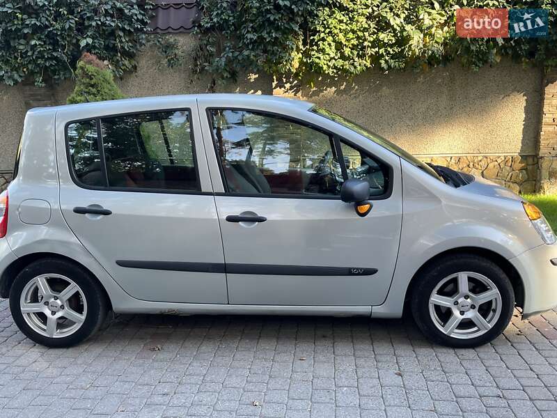 Хетчбек Renault Modus 2005 в Львові