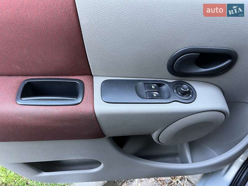 Хетчбек Renault Modus 2005 в Львові