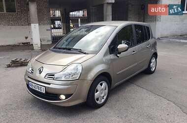 Хетчбек Renault Modus 2009 в 