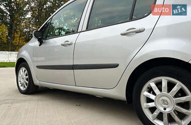 Хэтчбек Renault Modus 2007 в 