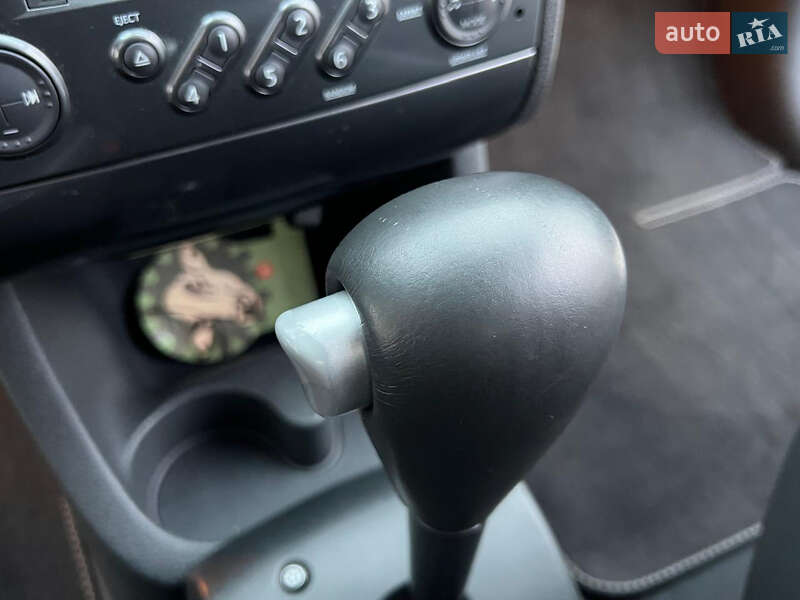 Хетчбек Renault Modus 2007 в Луцьку фото 55 Хетчбек Renault Modus 2007 в Луцьку