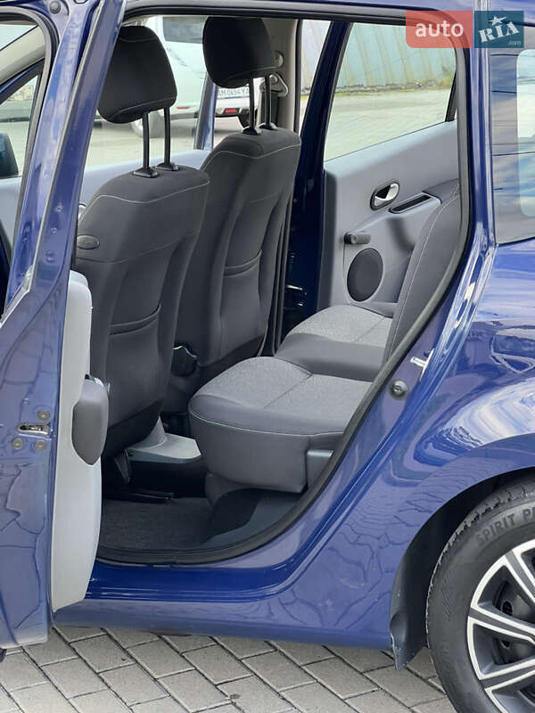 Хэтчбек Renault Modus 2010 в Житомире