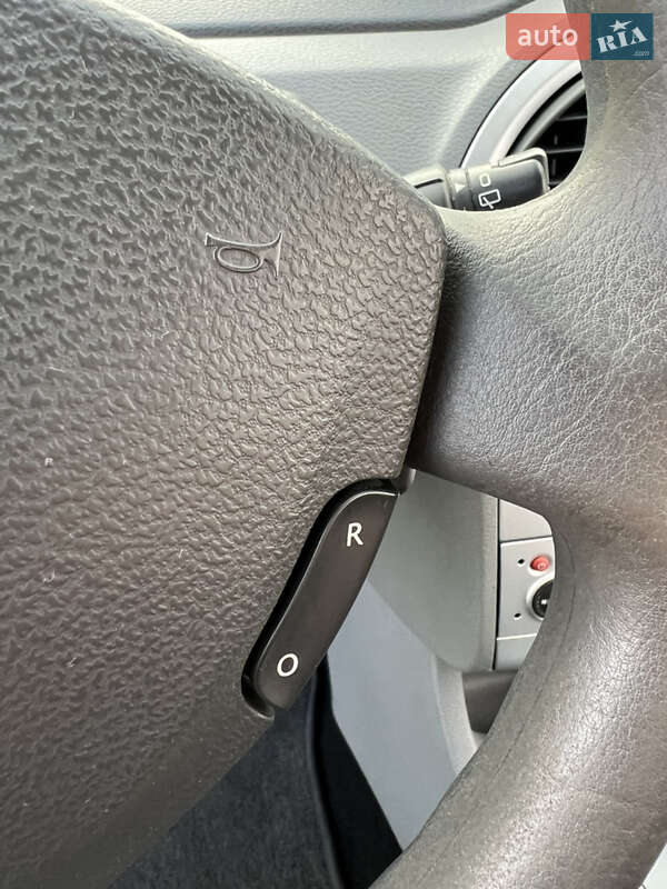 Хэтчбек Renault Modus 2010 в Житомире
