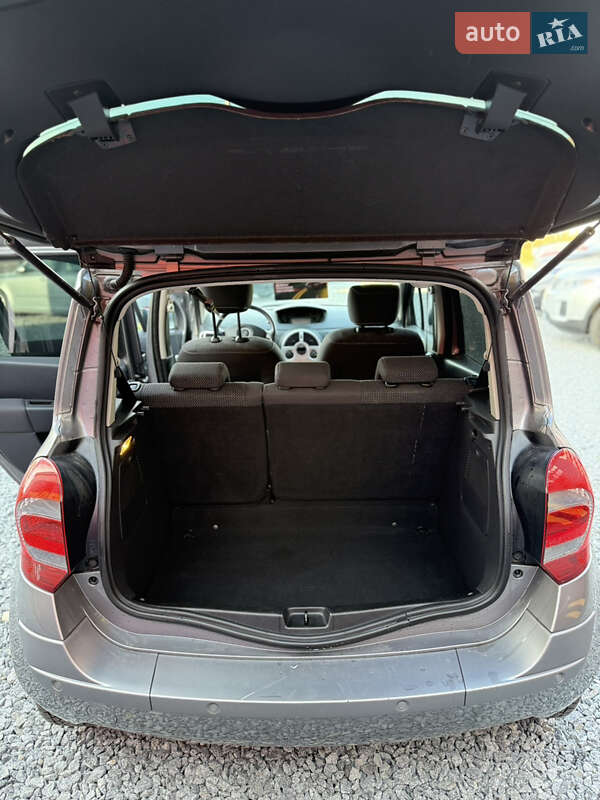 Хэтчбек Renault Modus 2010 в Стрые