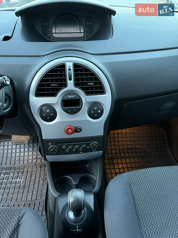 Хэтчбек Renault Modus 2010 в Стрые