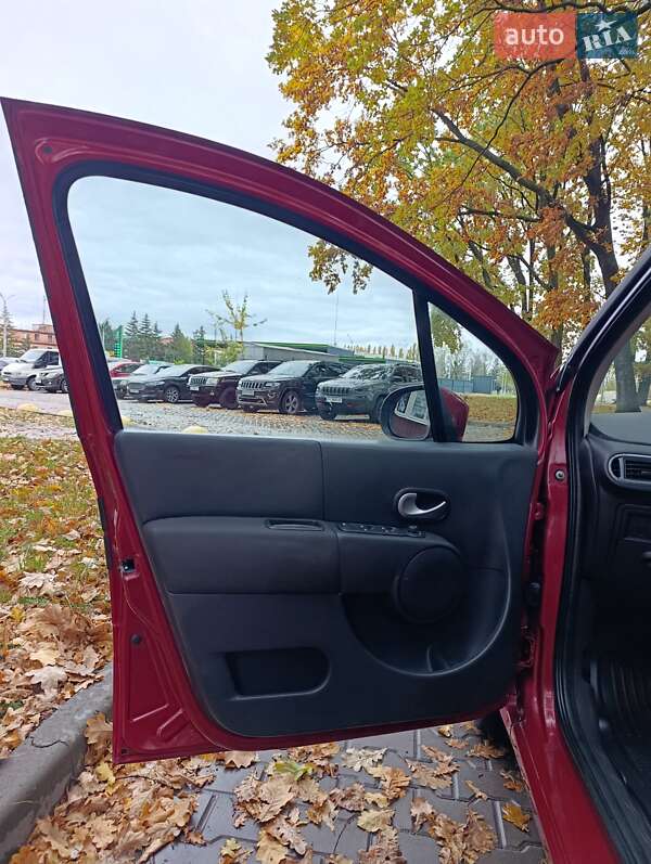 Хэтчбек Renault Modus 2009 в Полтаве фото 15 Хэтчбек Renault Modus 2009 в Полтаве