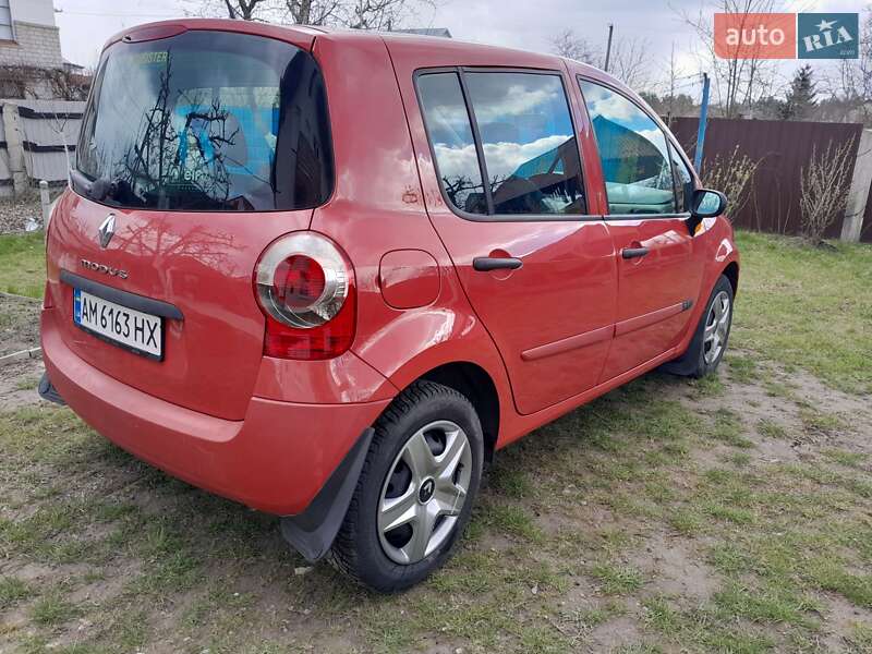 Хетчбек Renault Modus 2006 в Житомирі фото 5 Хетчбек Renault Modus 2006 в Житомирі