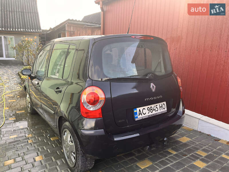Хэтчбек Renault Modus 2005 в Киверцах
