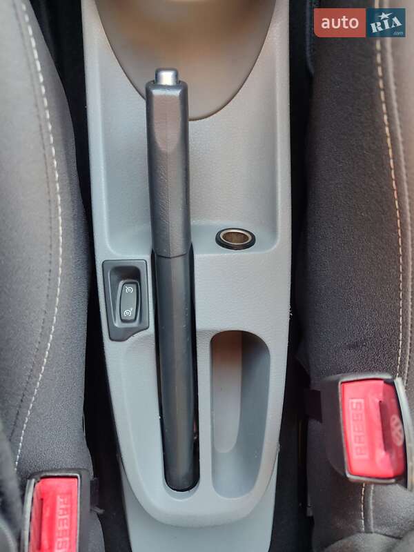 Хетчбек Renault Modus 2012 в Чернівцях фото 22 Хетчбек Renault Modus 2012 в Чернівцях