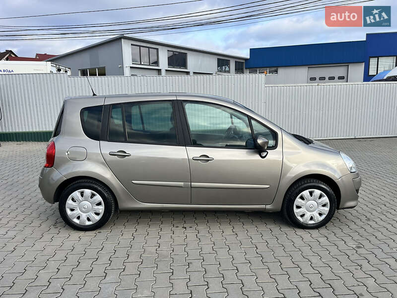 Хэтчбек Renault Modus 2012 в Черновцах фото 3 Хэтчбек Renault Modus 2012 в Черновцах