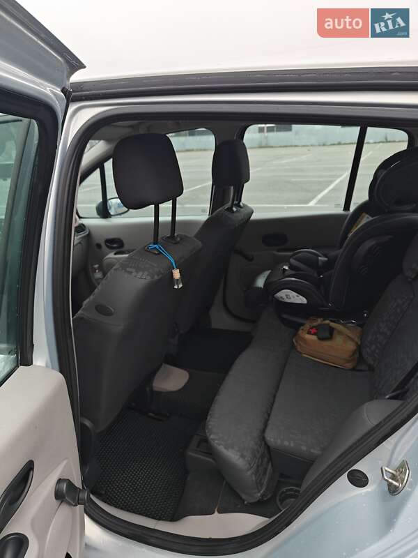 Хэтчбек Renault Modus 2005 в Киеве
