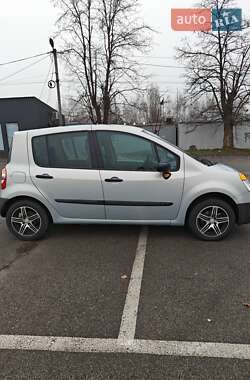Хэтчбек Renault Modus 2005 в Киеве