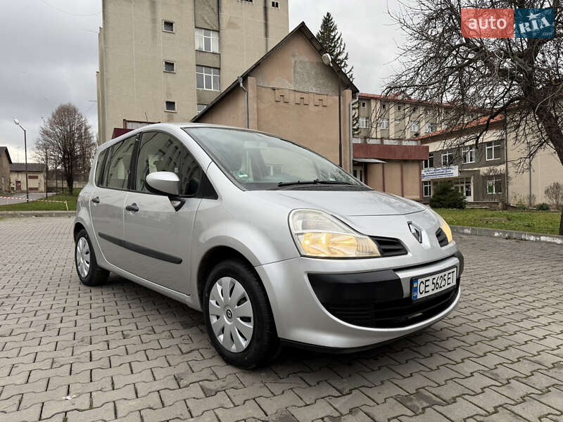 Хэтчбек Renault Modus 2008 в Черновцах