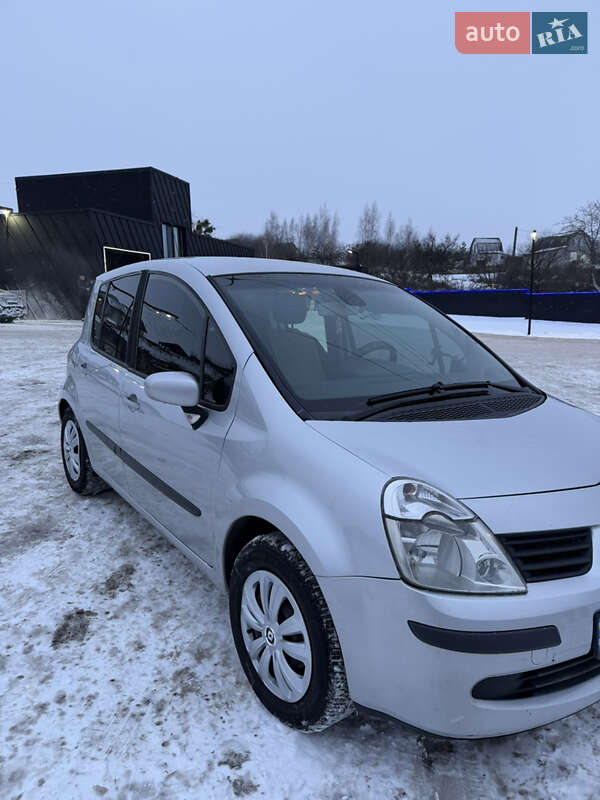 Хэтчбек Renault Modus 2006 в Фастове