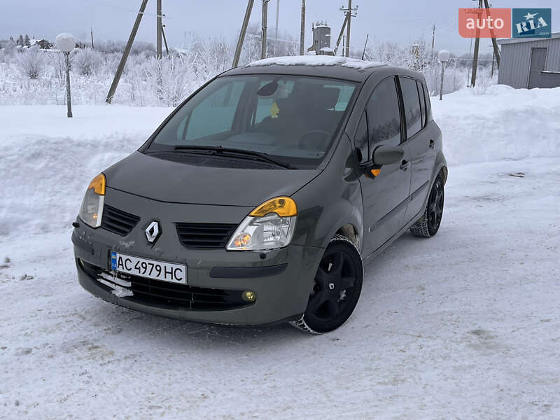 Хэтчбек Renault Modus 2005 в Любомле
