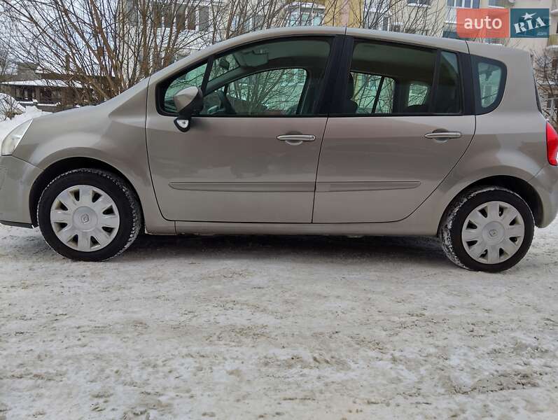 Хэтчбек Renault Modus 2012 в Ровно фото 4 Хэтчбек Renault Modus 2012 в Ровно