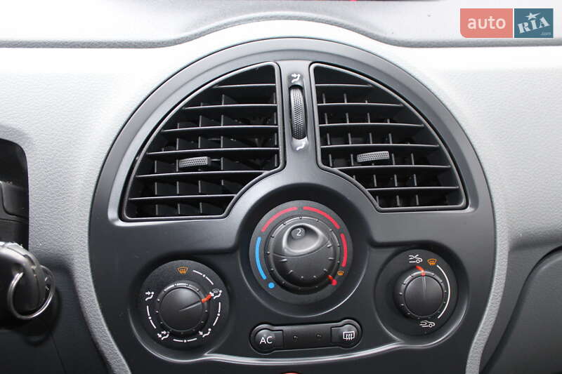 Хетчбек Renault Modus 2012 в Трускавці фото 60 Хетчбек Renault Modus 2012 в Трускавці