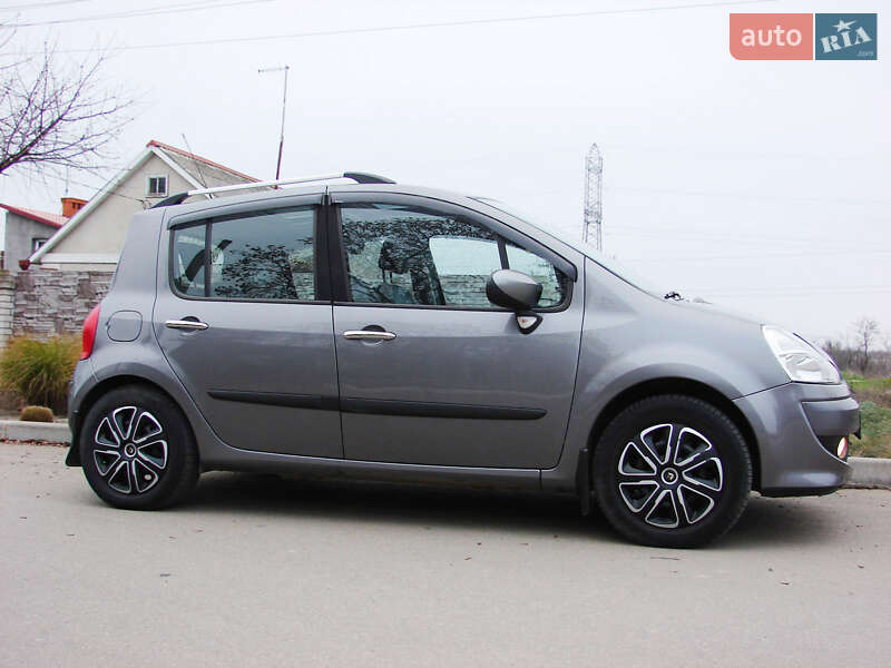 Хэтчбек Renault Modus 2009 в Одессе