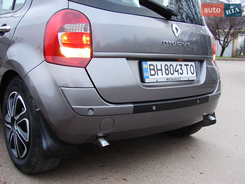 Хэтчбек Renault Modus 2009 в Одессе