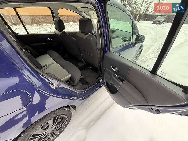 Хэтчбек Renault Modus 2009 в Надворной