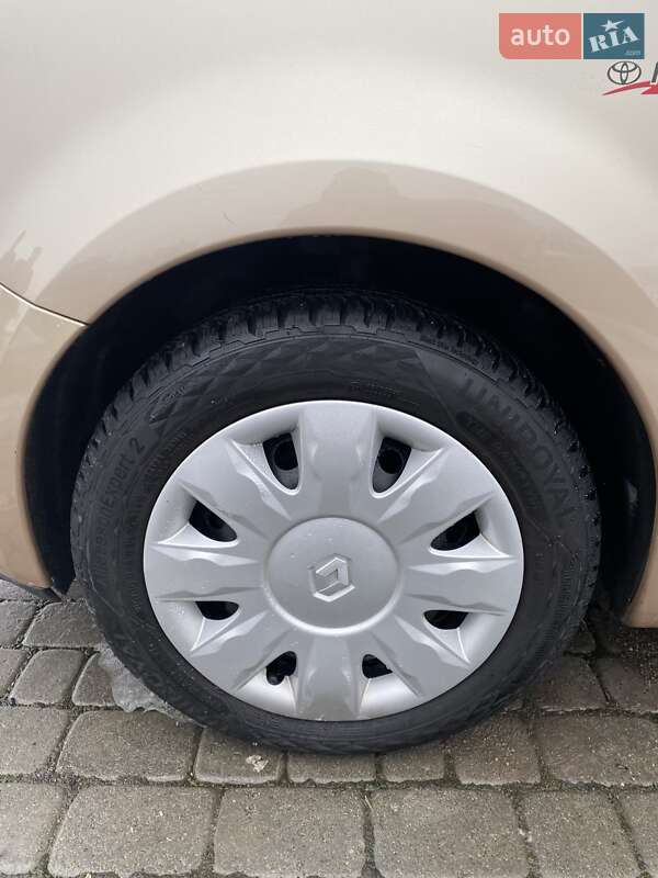 Хэтчбек Renault Modus 2004 в Черновцах