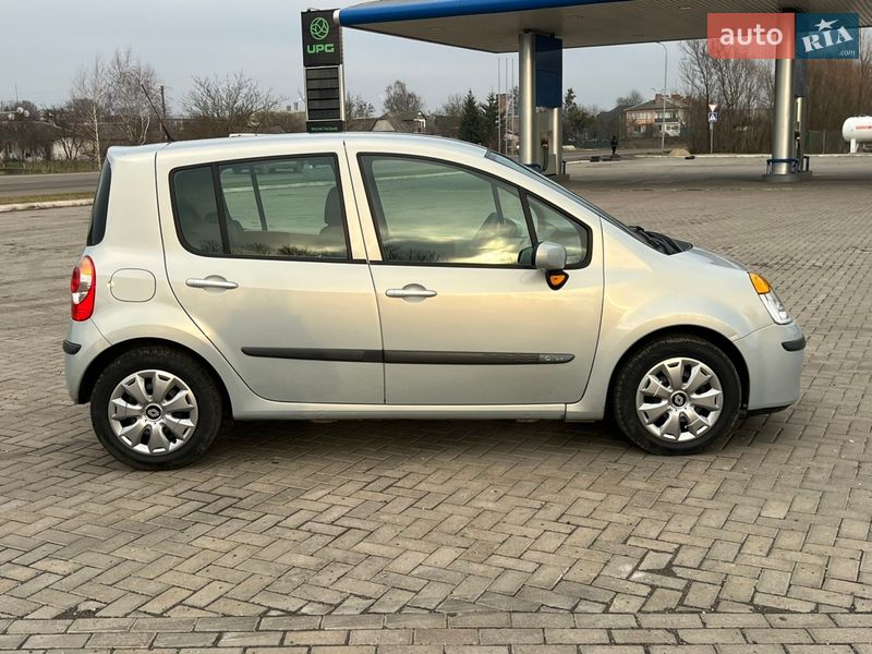 Хетчбек Renault Modus 2006 в Луцьку