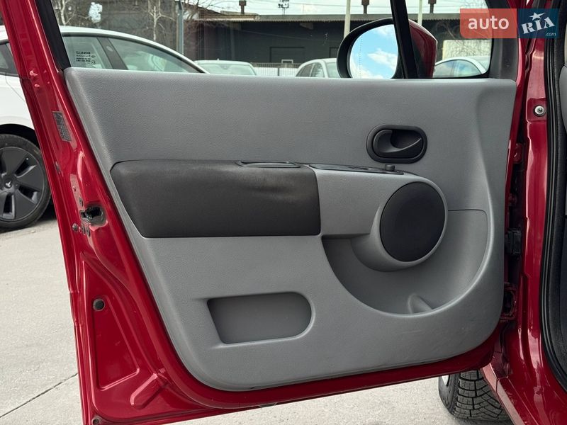 Хэтчбек Renault Modus 2009 в Ровно