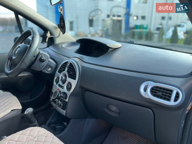Хэтчбек Renault Modus 2006 в Малине