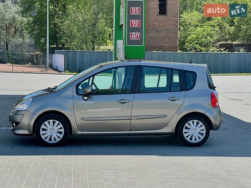 Хэтчбек Renault Modus 2012 в Житомире