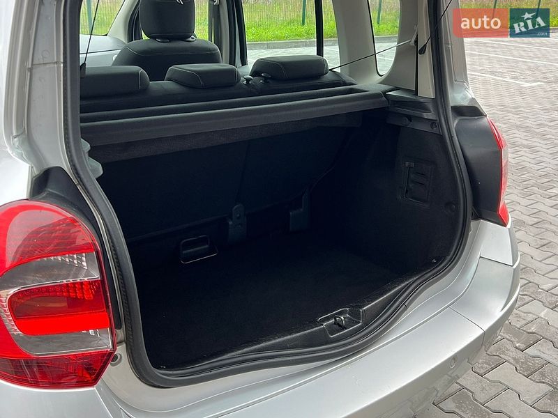Хэтчбек Renault Modus 2009 в Луцке