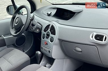 Хэтчбек Renault Modus 2009 в Луцке